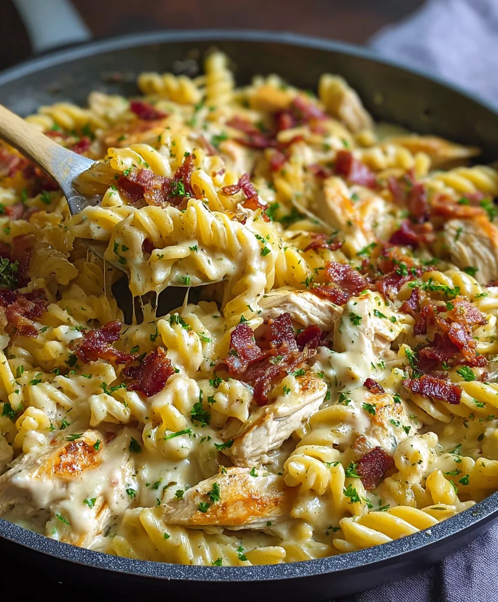 Delicious One Pan Creamy Ranch Beef Bacon Chicken Pasta