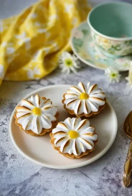 Daisy Lemon Meringue Pies